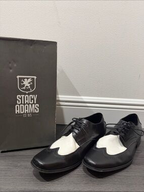 Stacy Adams Black and White Two-Tone Wingtip Derby Oxfords